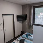 Business-motel, Free Massage Chairs, Secure Xl-parking, 24h-checkin Heimsheim