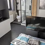 Business-motel, Free Massage Chairs, Secure Xl-parking, 24h-checkin Heimsheim