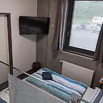 Business-motel, Free Massage Chairs, Secure Xl-parking, 24h-checkin Heimsheim