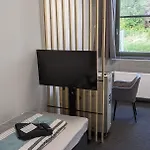 Szálloda Business-motel, Free Massage Chairs, Secure Xl-parking, 24h-checkin