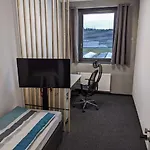 Business-motel, Free Massage Chairs, Secure Xl-parking, 24h-checkin Szálloda Heimsheim