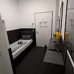 Business-motel, Free Massage Chairs, Secure Xl-parking, 24h-checkin Szálloda
