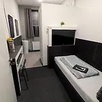 Szálloda Business-motel, Free Massage Chairs, Secure Xl-parking, 24h-checkin Heimsheim