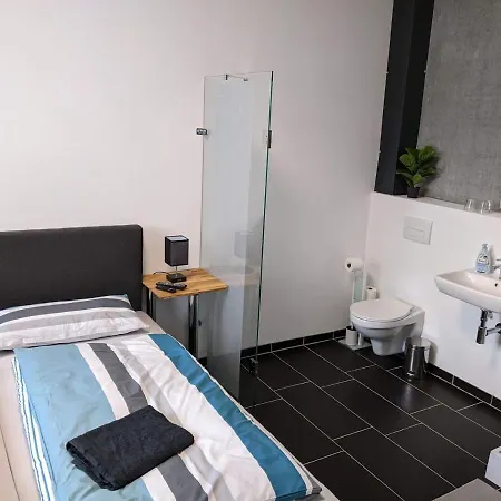 Business-Motel & Xl-Parking, 24H-Checkin Hotel