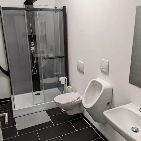 Business-motel & 24h Selfcheckin * Heimsheim