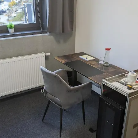 Business-Motel & Xl-Parking, 24H-Checkin Hotel