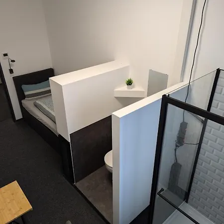 Business-motel & 24h Selfcheckin Hotel