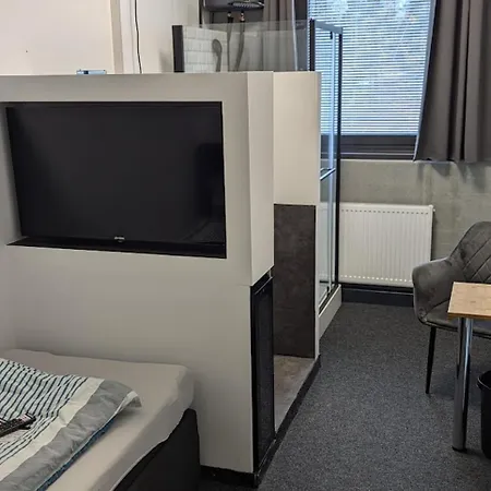 Business-Motel & Xl-Parking, 24H-Checkin Hotel 3*
