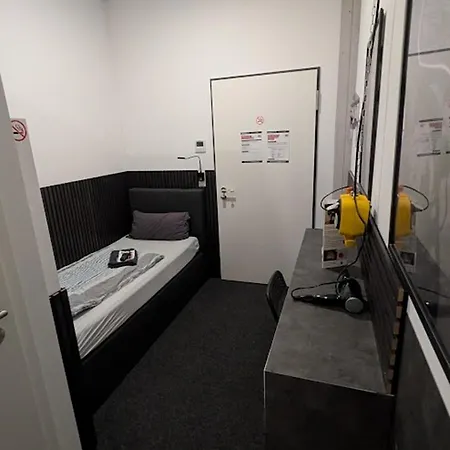Business-Motel & Xl-Parking, 24H-Checkin Hotel