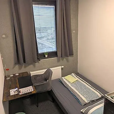 Business-motel & Xl-parking, 24h-checkin Heimsheim